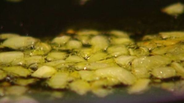 гречка с грибами, луком и укропом