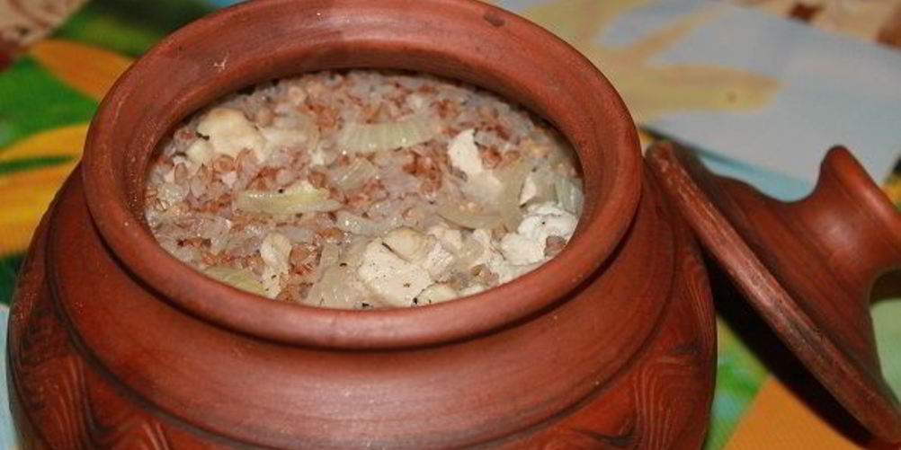 Рецепт гречки с курицей в горшочках