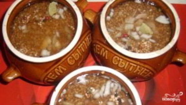 гречка с курицей в горшочках