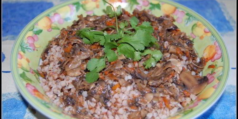 Рецепт гречки с луком морковкой и шампиньонами