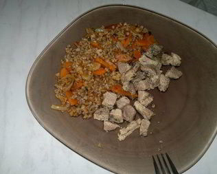 Гречка с морковью и луком