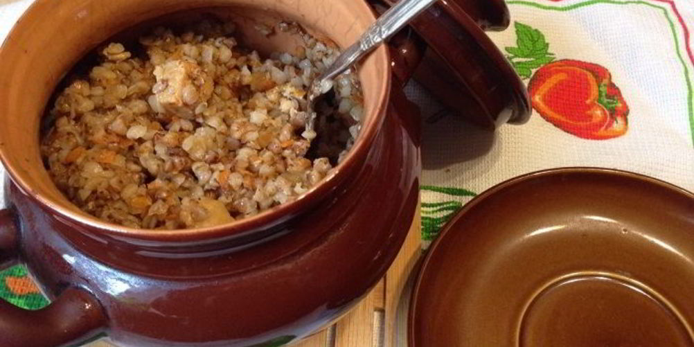 Рецепт гречки с мясом в горшочках