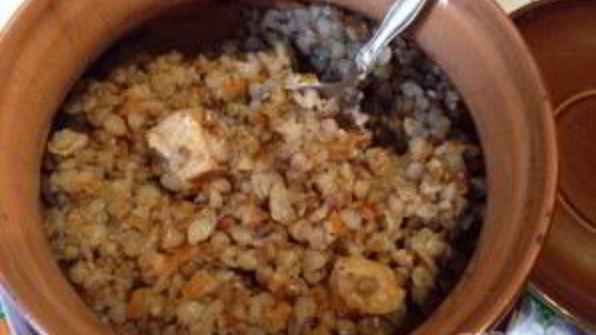гречка с мясом в горшочках