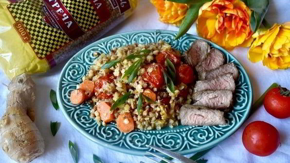 гречка в сливочно-имбирном соусе с мясом на гриле