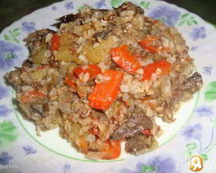 Гречневая каша с овощами