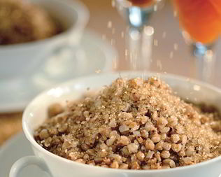 Рассыпчатая гречка с яблочно-морковным шотом