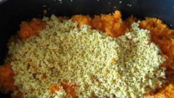 каша из тыквы с пшеном на плите