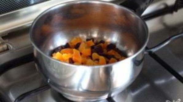 каша на воде с сухофруктами