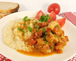 Каша пшеничная со свининой