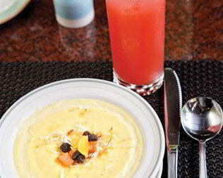 Мамалыга — кукурузная каша по-ямайски