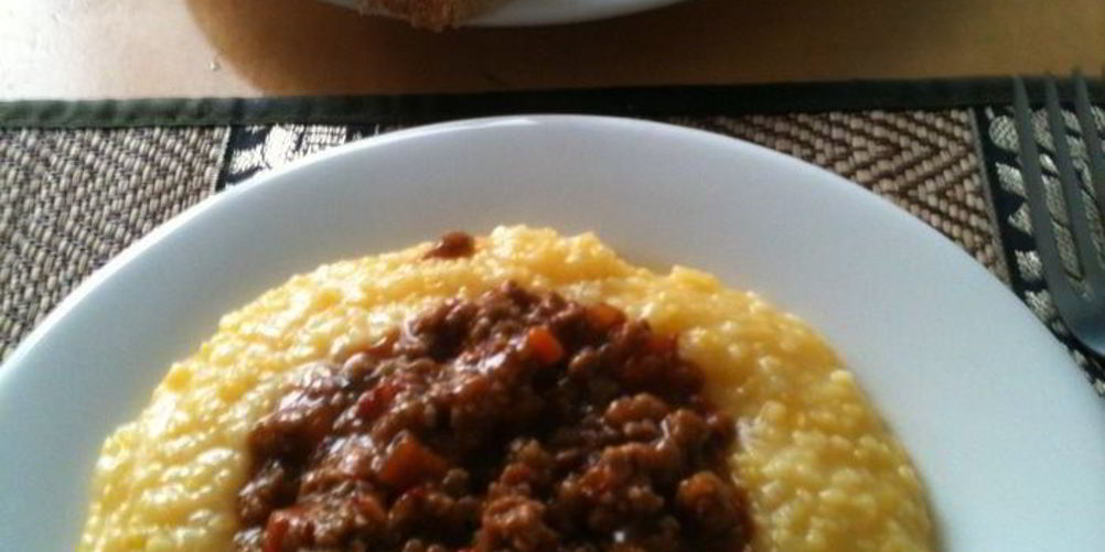 Рецепт поленты с мясным соусом