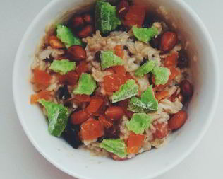 Овсяная каша с сухофруктами