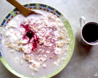 Овсянка с творогом на завтрак