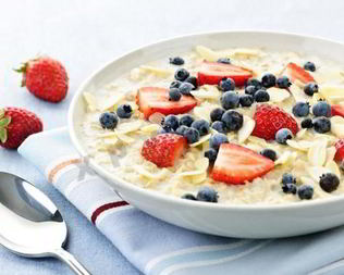 Пшеничная каша с фруктами