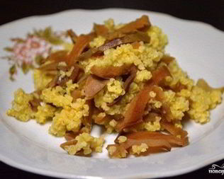 Пшенная каша с сухофруктами