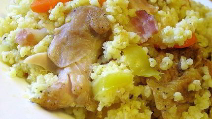 Пшенная каша с тушенкой в мультиварке