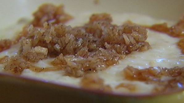 рисовая каша с шоколадом и кокосовой карамелью