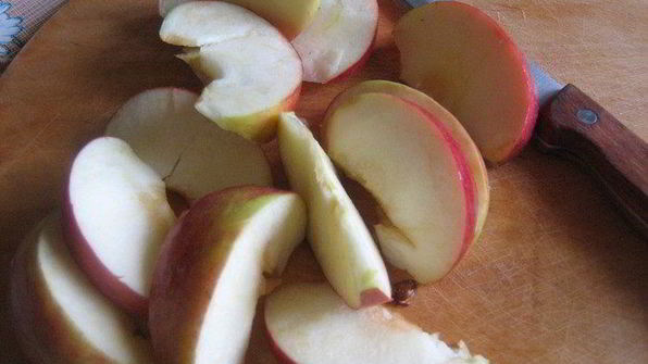 сливочная рисовая каша с яблоками