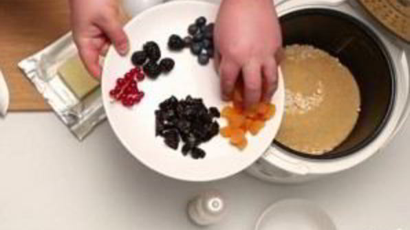 вкусная каша с сухофруктами