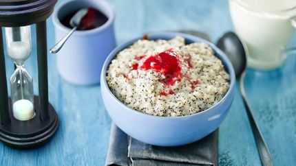 Ячневая каша в микроволновке на воде