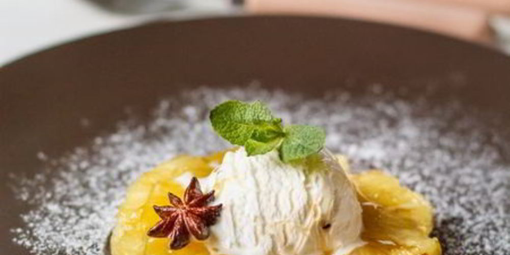 Рецепт ананаса, жареного в пряном сиропе