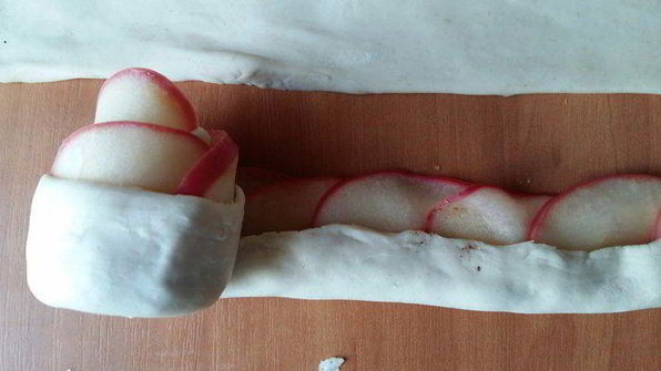 чайные розочки в слоеном тесте