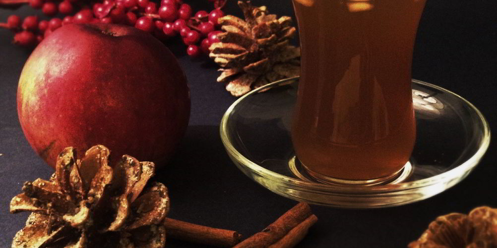 Рецепт коричного чая с яблоком, апельсином и мятой