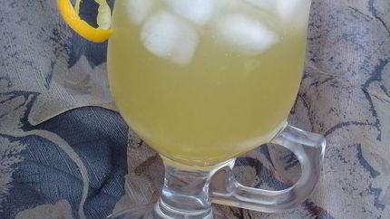 Ледяной чай с апельсинами