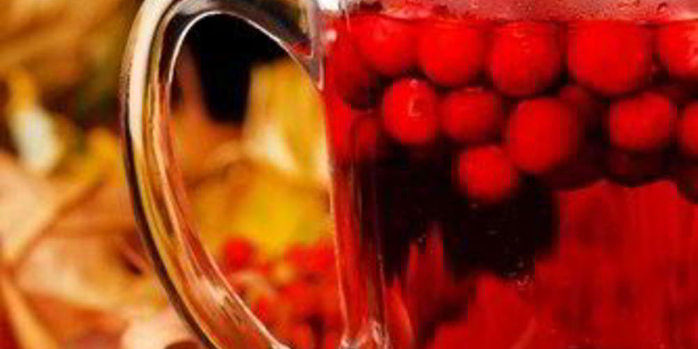 Рецепт ароматного клюквенного глинтвейна с кумкватом