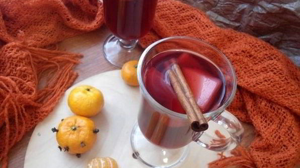 глинтвейн с мандаринами на ягодном соке