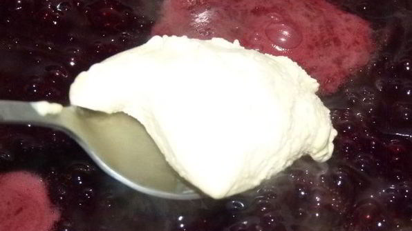 бархатный чернично-сливочный кисель