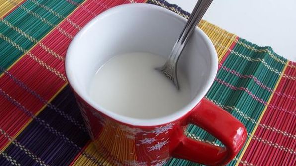 кисель клюквенный горячий со сливками