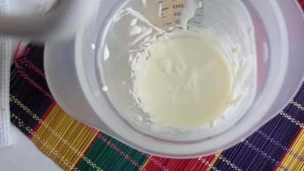 кисель клюквенный горячий со сливками