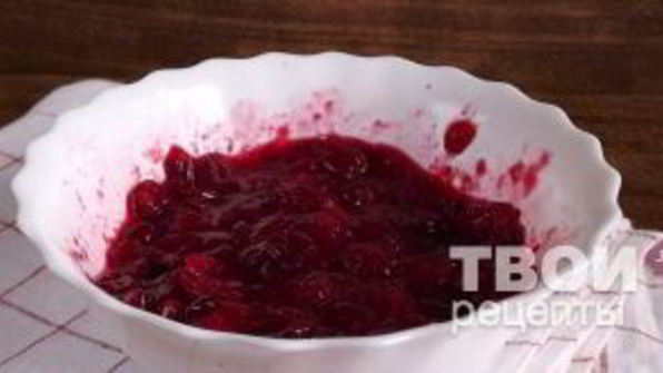 клюквенный кисель с мороженым