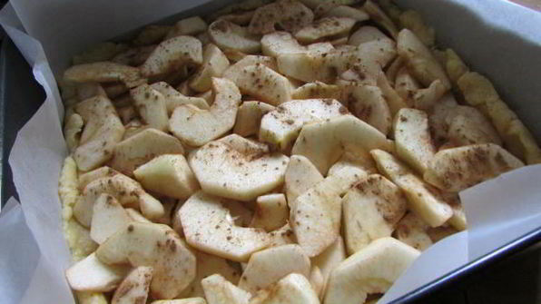 пляцок яблоки под кисельным небом