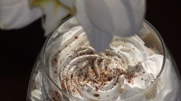 кофе латте со льдом