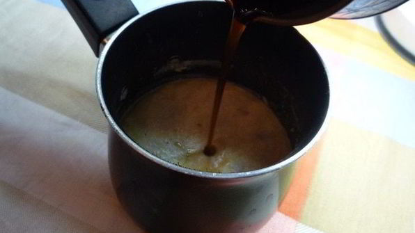 кофе с белым шоколадом и корицей