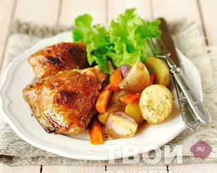 Курица в кофейной глазури, запеченная с овощами