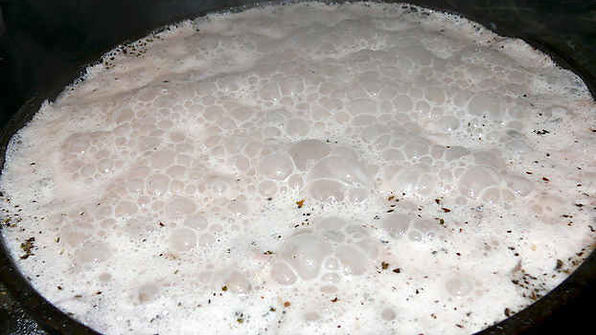 коктейль морской в сметане с луком