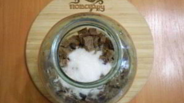 квас из ржаного хлеба без дрожжей