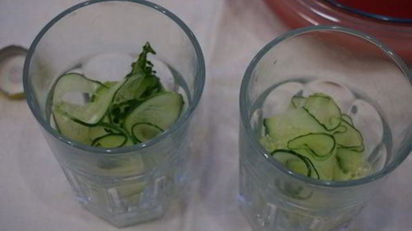 летний томатно-огуречный коктейль