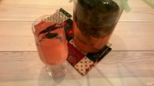 базиликовый лимонад