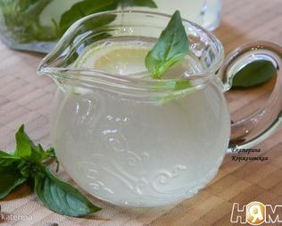 Лимонад с базиликом и душистым перцем