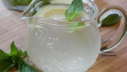 Лимонад с базиликом и душистым перцем