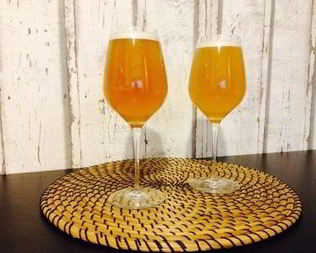 Напиток из пива и лимонада Radler