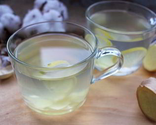 Напиток имбирный с лимоном и медом