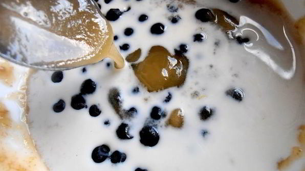 бананово-черничный смузи