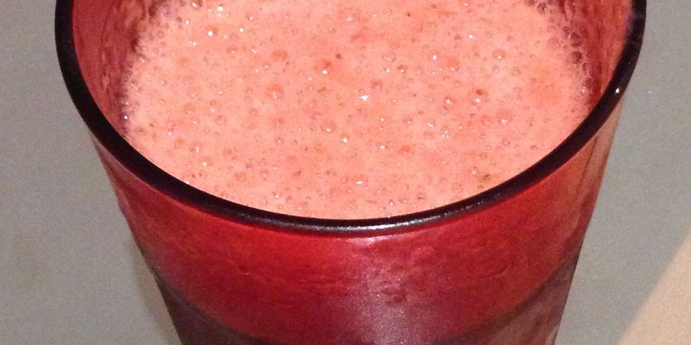 Рецепт освежающего клубничного смузи