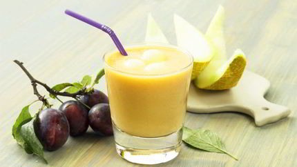 Смузи из дыни и сливы