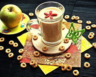 Смузи с курагой, фасолью и отрубями